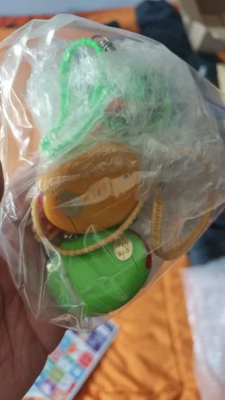 Tamagotchi Bandai (Amarillo, Verde, Blanco)
