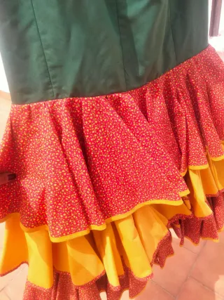 Traje Flamenca Verde y Rojo Talla 40-42