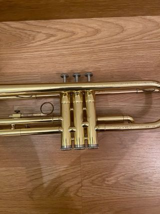 Trompeta Yamaha YTR-2321