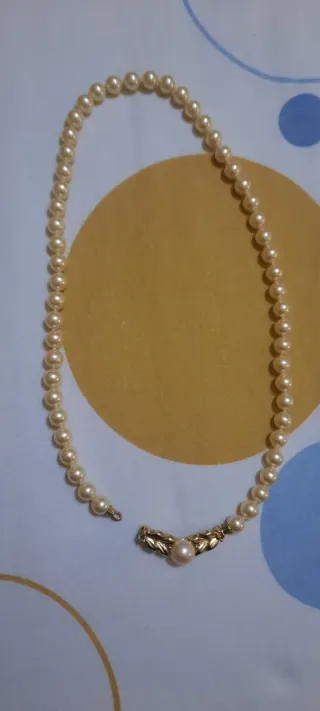 Collar Perlas Majorica y Broches Dorados