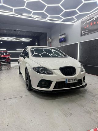 SEAT LEÓN CUPRA WORLD CHAMPION EDITION– N 134/200