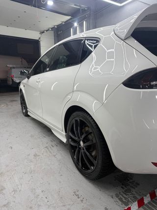 SEAT LEÓN CUPRA WORLD CHAMPION EDITION– N 134/200