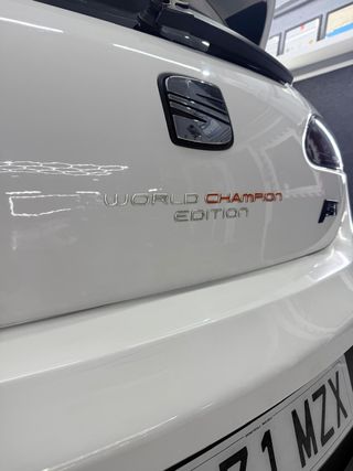 SEAT LEÓN CUPRA WORLD CHAMPION EDITION– N 134/200