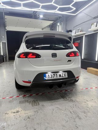 SEAT LEÓN CUPRA WORLD CHAMPION EDITION– N 134/200