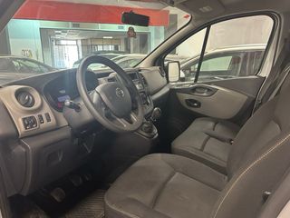 Nissan NV300 2017 Biturbo