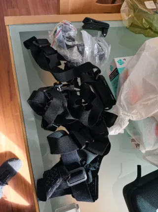 Cámara Xiaomi Yi con accesorios y funda