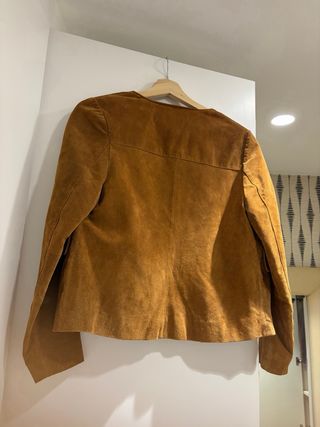 Cazadora Zara efecto piel marrón  T