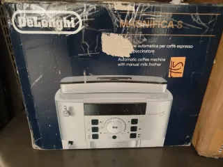 Cafetera DeLonghi Magnifica S