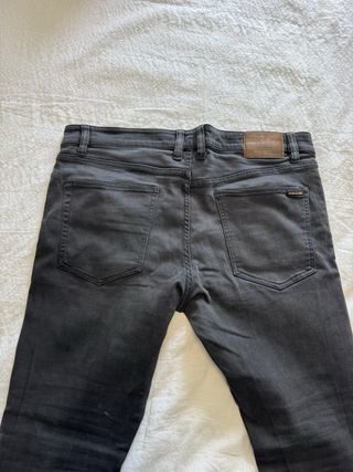 Pantalón Volcom Gris Talla 38 Nuevo