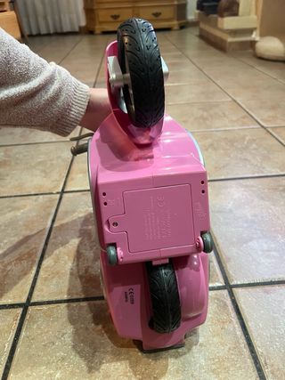 Moto Baby Born rosa con mando