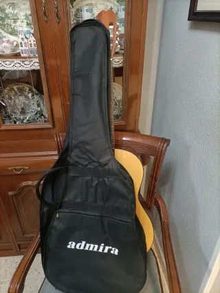 Guitarra Clásica Admira Alba