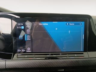 Volkswagen Golf R-Line eTSI