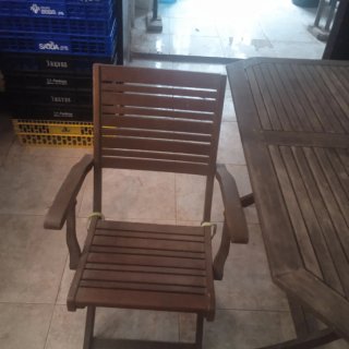 Mesa de teca para exterior