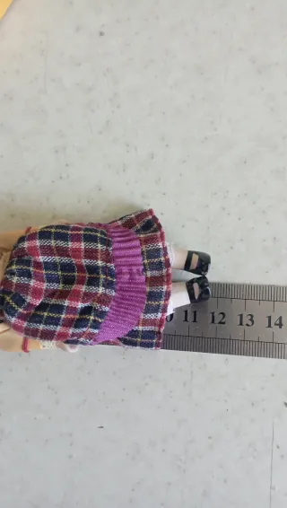 Bellissima Miniatura Bambina Del Prado 1:12  Nuova