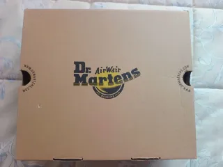 Botas Dr. Martens 1460 Virginia Beige