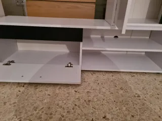 Mueble modular blanco y negro