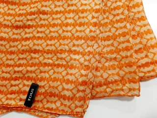 TOUS - Pañuelo seda con logo osito
