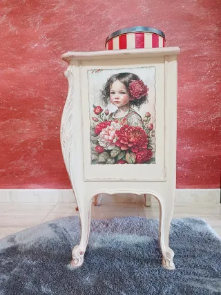 Mesita de noche vintage