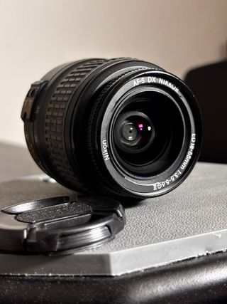 Objetivo Nikon AF-S DX NIKKOR 18-55mm