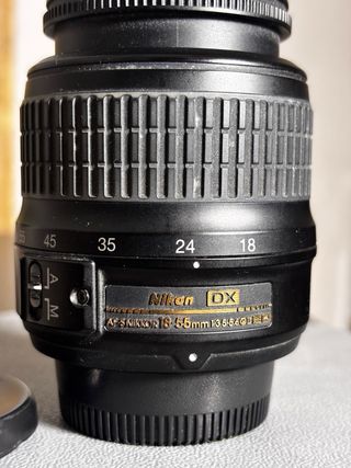 Objetivo Nikon AF-S DX NIKKOR 18-55mm