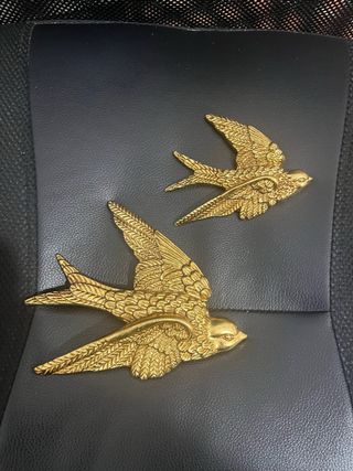 Pareja Golondrinas Decoración Pared Resina Doradas