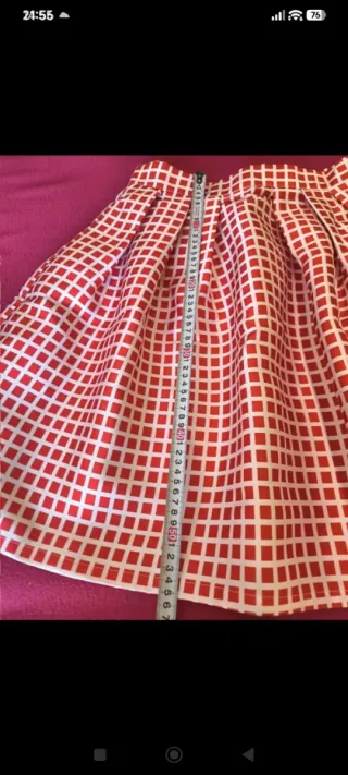 Falda de vuelo con estampado de cuadros