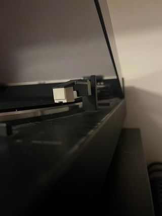 Tocadiscos DUAL y Amplificador YAMAHA Negro