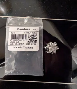 Charm Pandora Flor Herbario Brillante 3D.