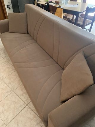 Divano letto 3 posti in ottime condizioni