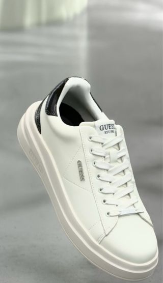 Zapatillas Guess Blancas y Negras