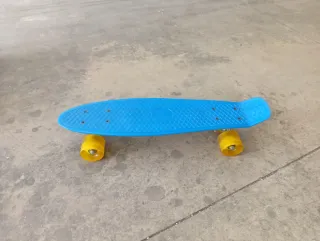 Patineta azul como nueva