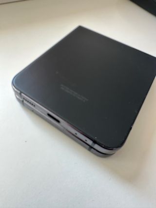 Samsung Z Flip 4 Negro