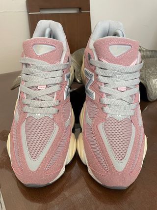 New Balance 9060 Rosa Gris