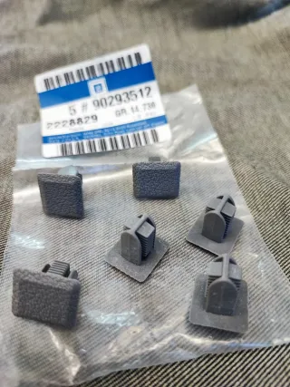 Clips Originais GM Opel Corsa (90293512)