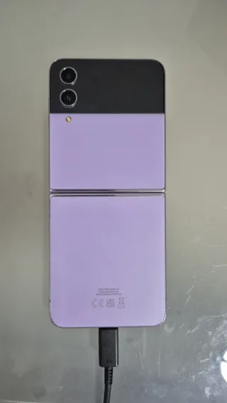 Samsung Galaxy Z Flip4 256GB Morado