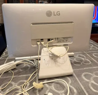 Ordenador sobremesa LG Blanco