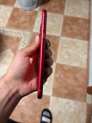 iPhone 11 Rojo