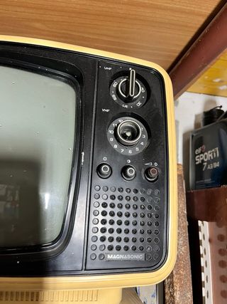 Televisor Magnasonic Vintage