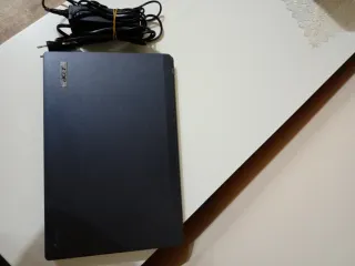 Acer TravelMate 5335 Laptop