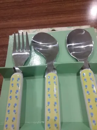 Conjunto Talheres Criança Amarelo Flores Azuis