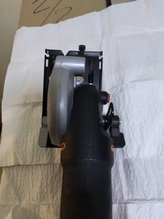 Mini sierra circular WORX 400W