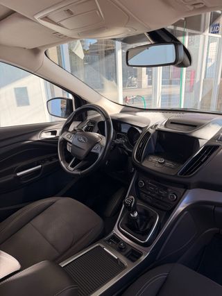 Ford Kuga 2017