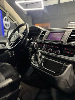 Volkswagen Caravelle 2017