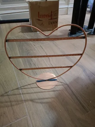 Soporte para joyería terciopelo negro