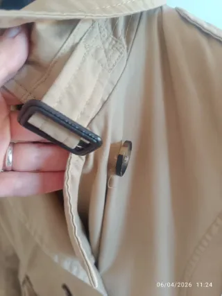 Gabardina Stradivarius Beige