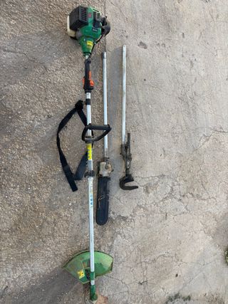 Máquina multifunción con accesorios
