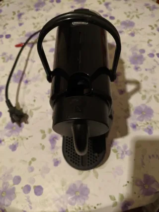 Cafetera Nespresso Cápsulas Negra