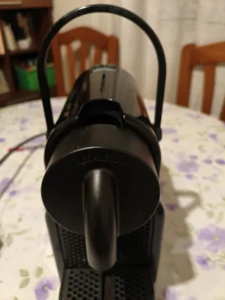 Cafetera Nespresso Cápsulas Negra