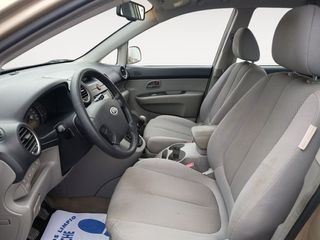 Kia Carens Active