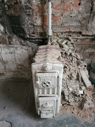 Cocina de carbón/leña antigua